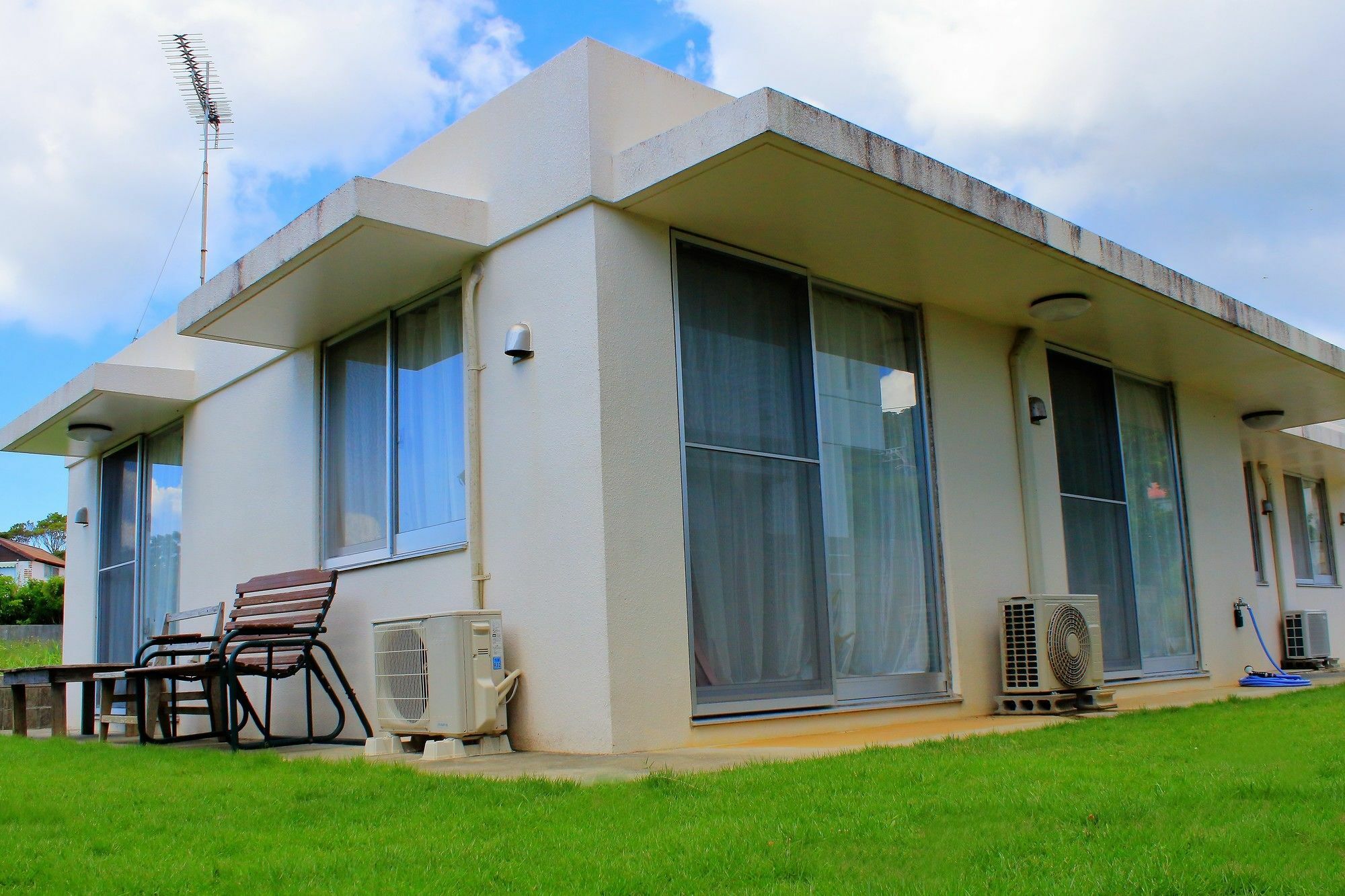 Motobu Cottage Nobaru Екстер'єр фото